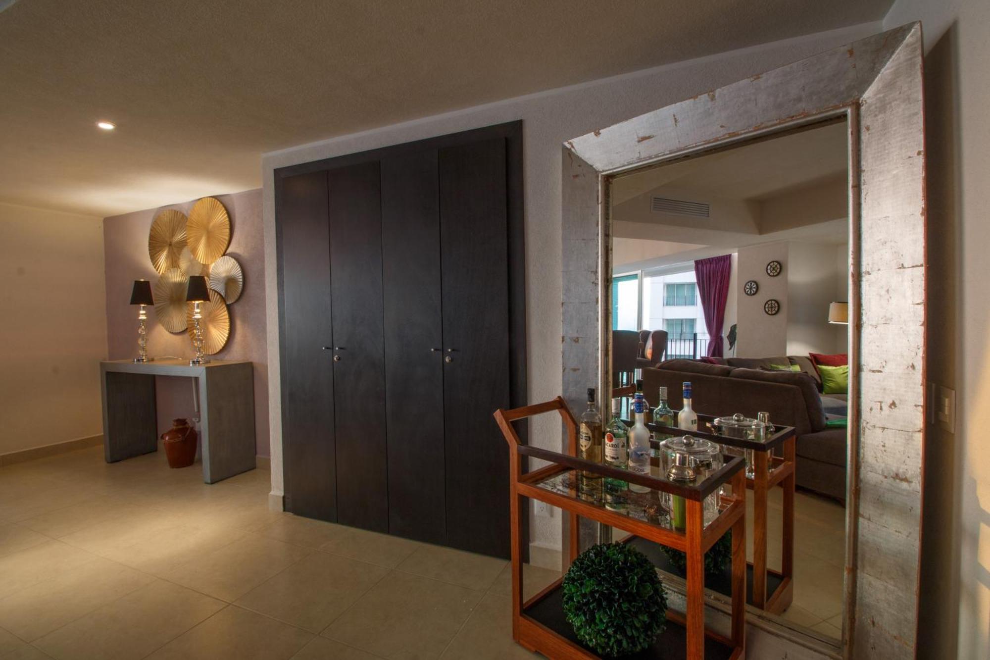 910-3000 Grand Venetian P.V. Apartment ปูแอร์โตบาญาร์ตา ภายนอก รูปภาพ