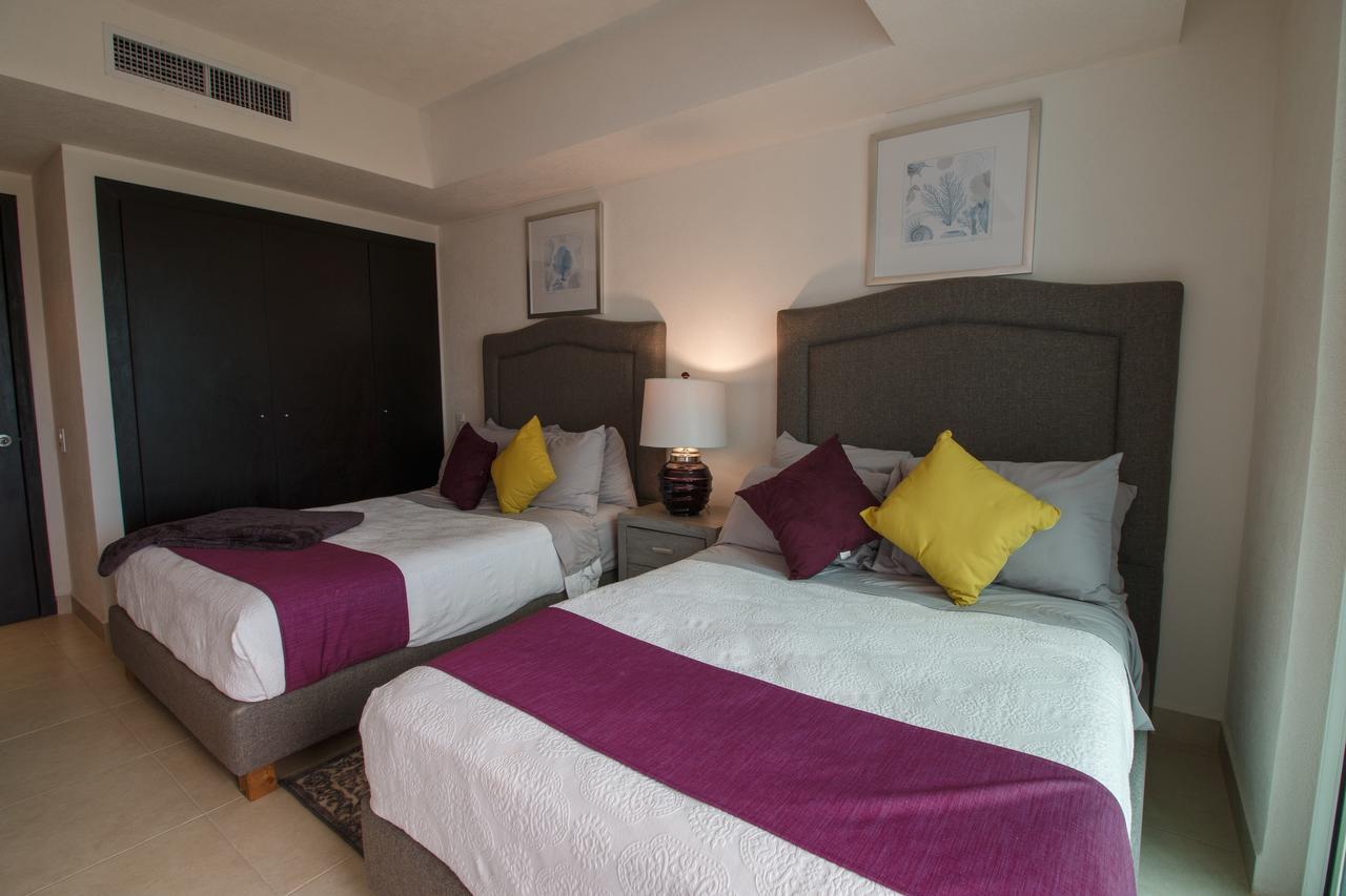 910-3000 Grand Venetian P.V. Apartment ปูแอร์โตบาญาร์ตา ภายนอก รูปภาพ
